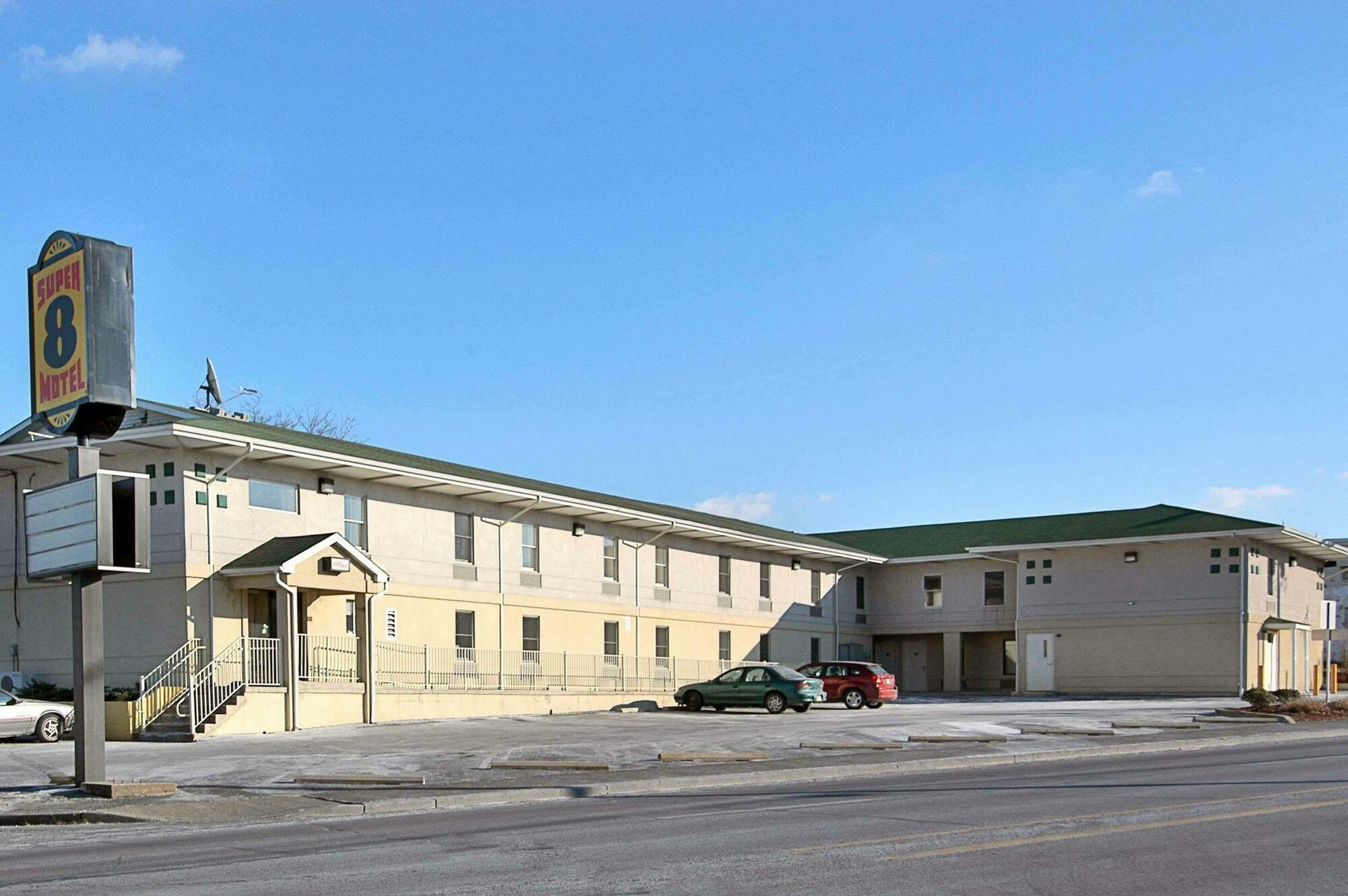 Super 8 By Wyndham Allentown Luaran gambar